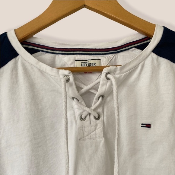 Tommy Hilfiger Cropped Long Sleeve Top - Picture 7 of 8